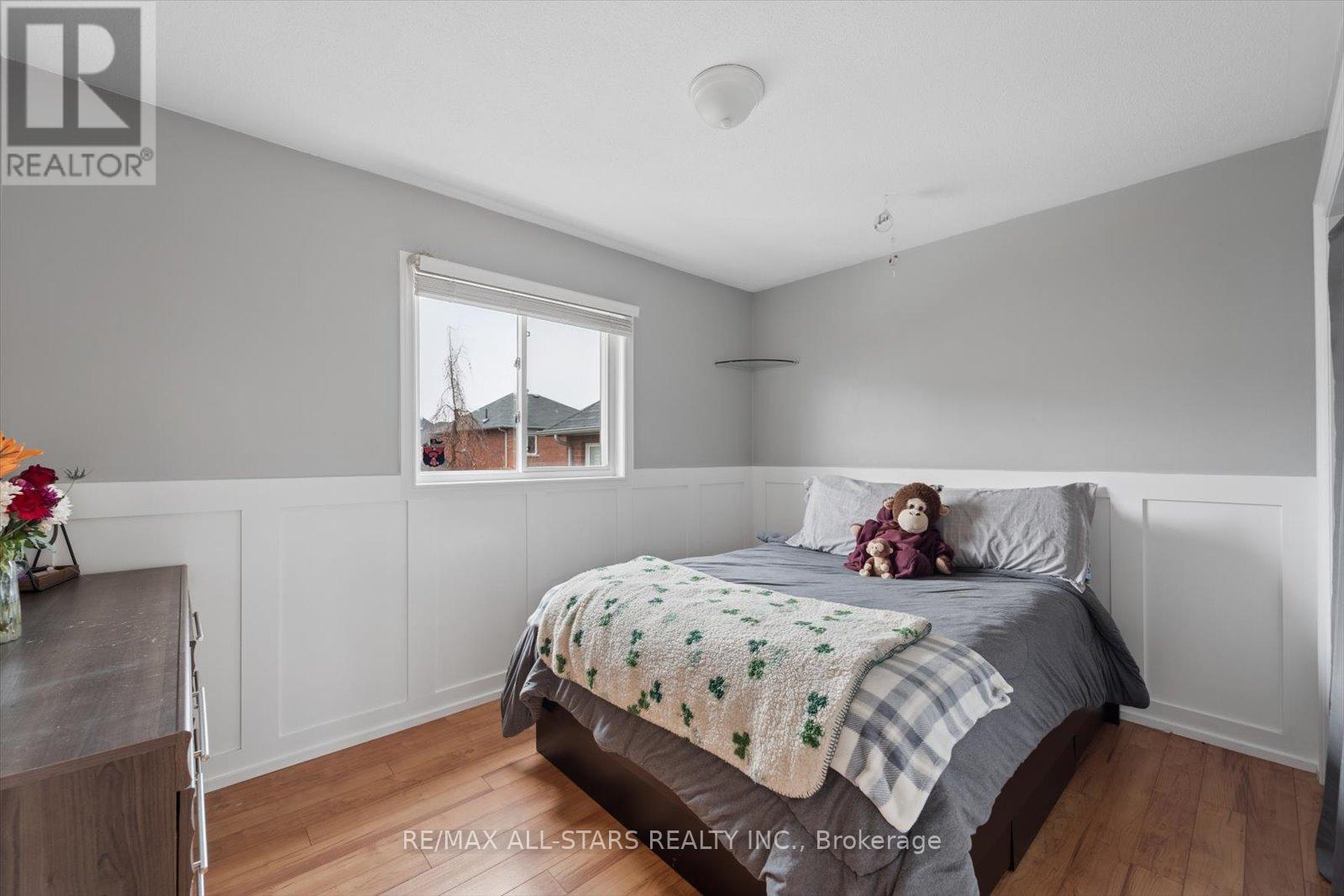 62 Reddenhurst Crescent, Georgina, Ontario  L4P 4G2 - Photo 24 - N12877386