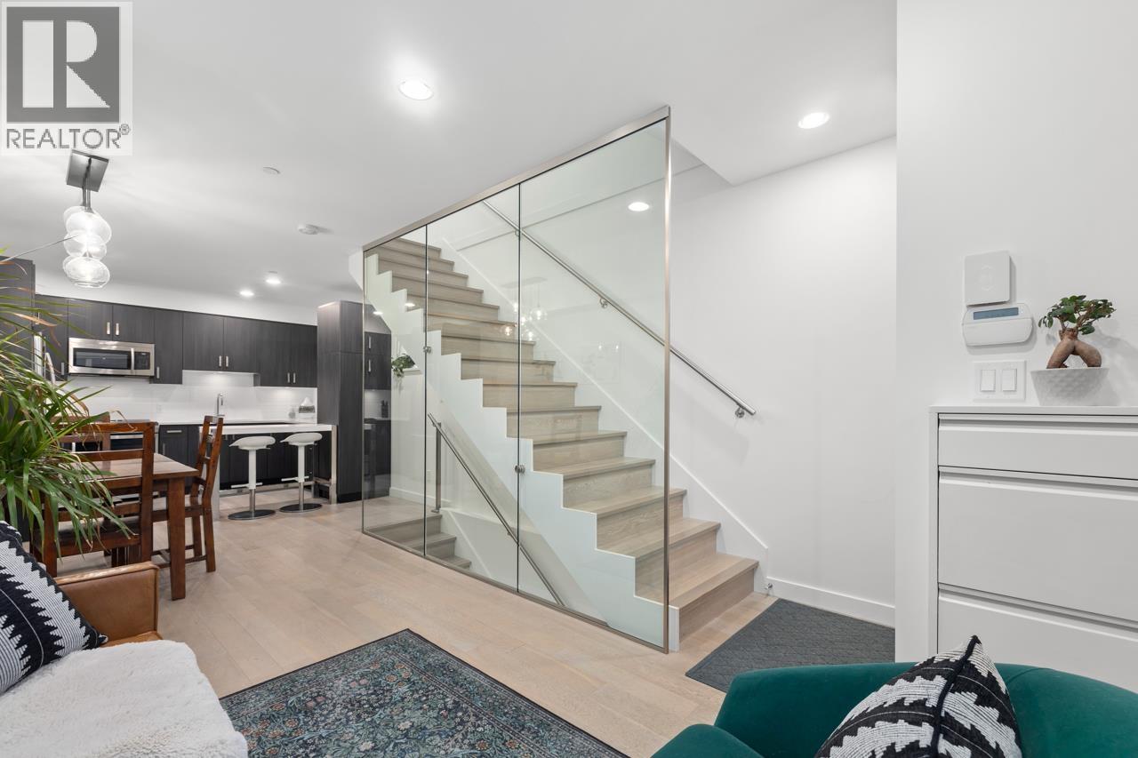 1847 Adanac Street, Vancouver, British Columbia  V5L 2E1 - Photo 7 - R3099344