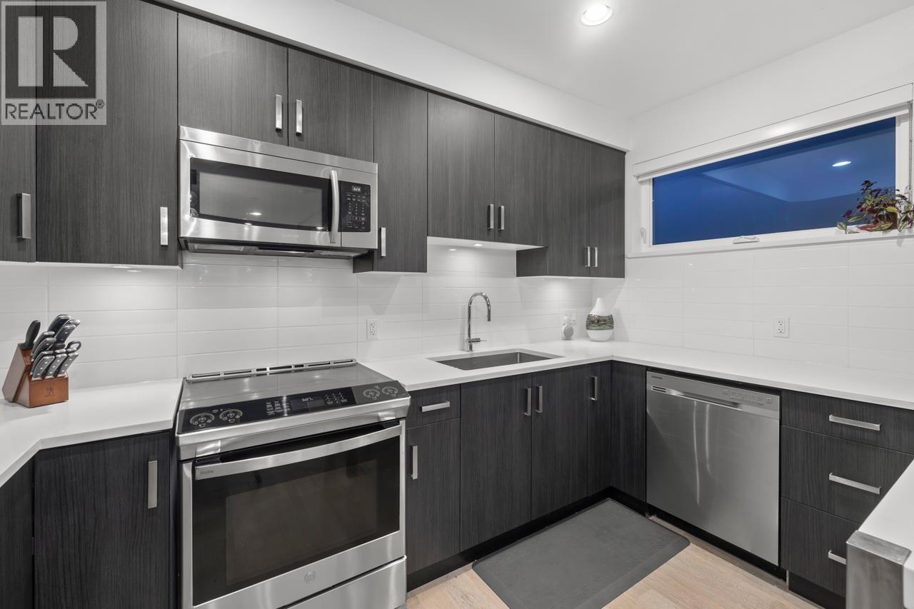 1847 Adanac Street, Vancouver, British Columbia  V5L 2E1 - Photo 14 - R3099344