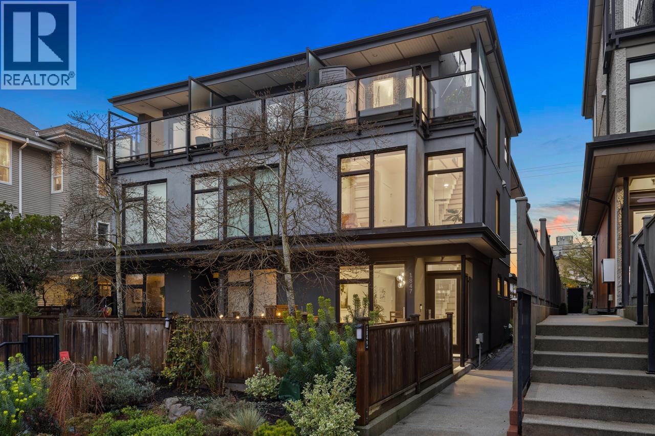 1847 ADANAC STREET, vancouver, British Columbia