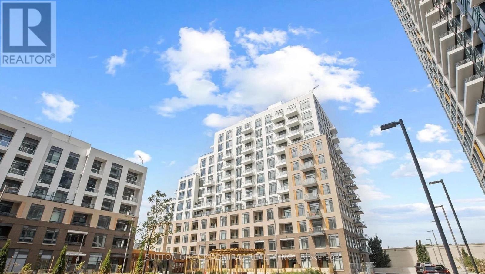 307 - 8 BEVERLEY GLEN BOULEVARD, Vaughan, Ontario