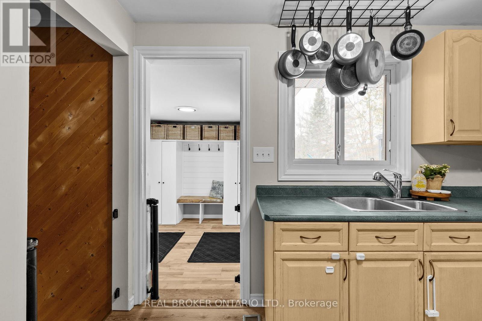 77 Third Street, Orillia, Ontario  L3V 4B5 - Photo 19 - S12878270