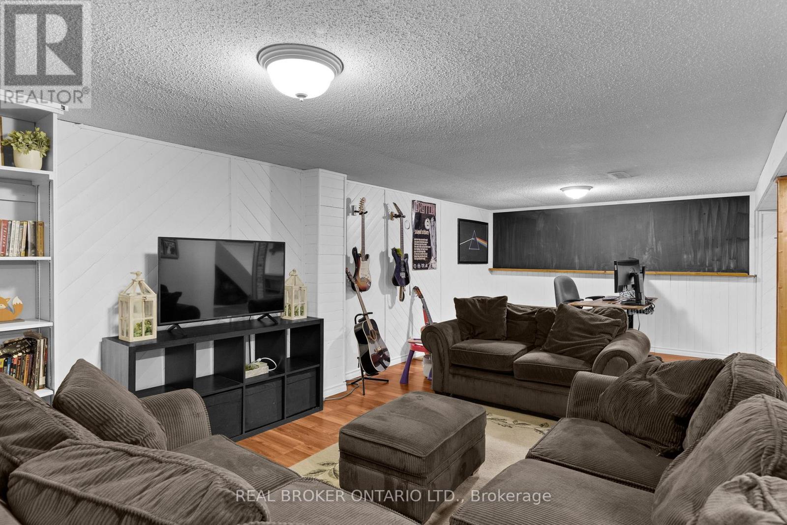 77 Third Street, Orillia, Ontario  L3V 4B5 - Photo 33 - S12878270