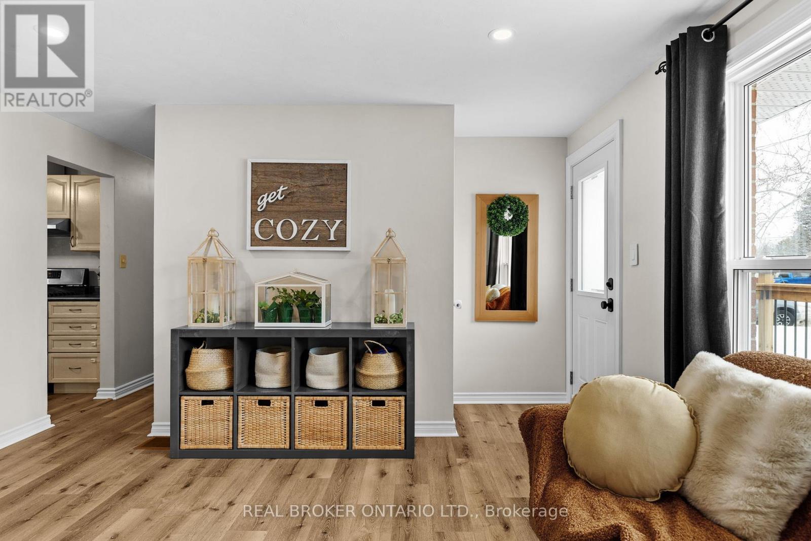 77 Third Street, Orillia, Ontario  L3V 4B5 - Photo 8 - S12878270