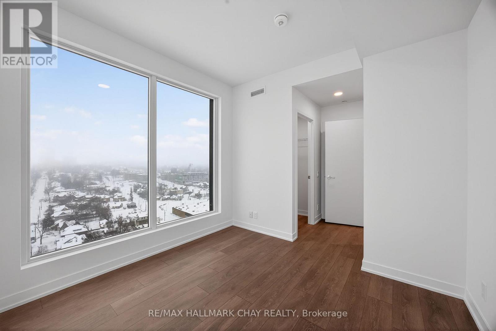 1902 - 39 Mary Street, Barrie, Ontario  L4N 1S9 - Photo 10 - S12878304