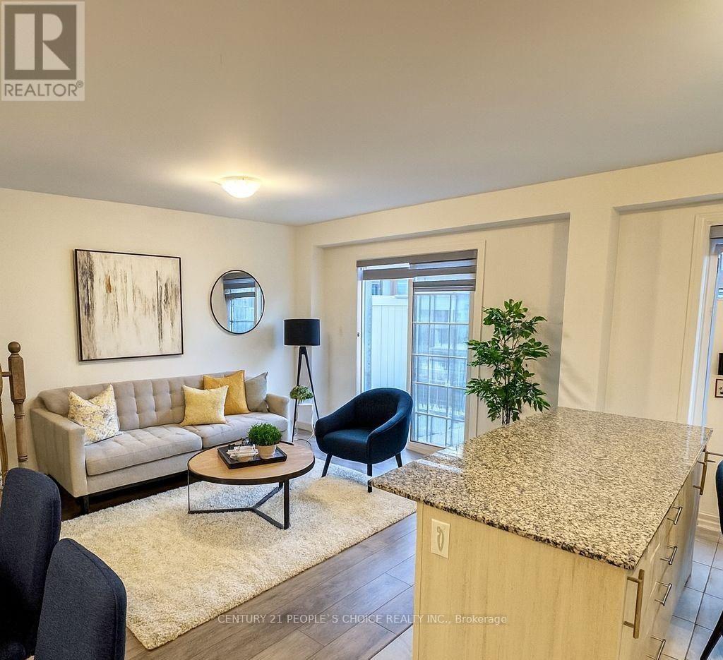 7 Silo Mews, Barrie, Ontario  L9J 0V3 - Photo 3 - S12878306