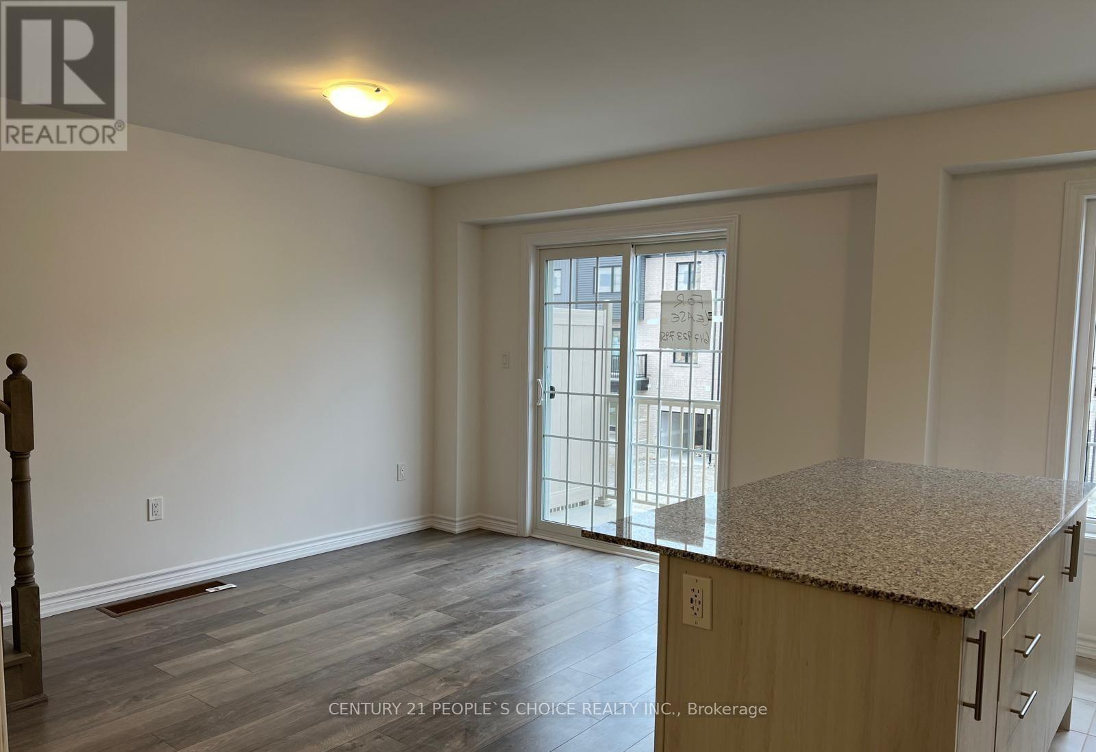 7 Silo Mews, Barrie, Ontario  L9J 0V3 - Photo 8 - S12878306