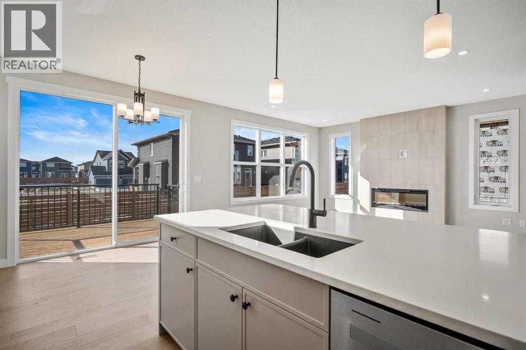 151 Dawson Wharf Mount, Chestermere, Alberta  T1X 2W4 - Photo 12 - A2292338