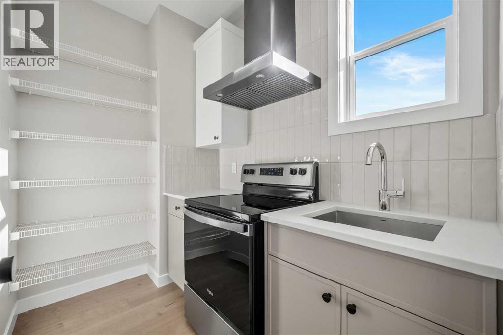 151 Dawson Wharf Mount, Chestermere, Alberta  T1X 2W4 - Photo 16 - A2292338