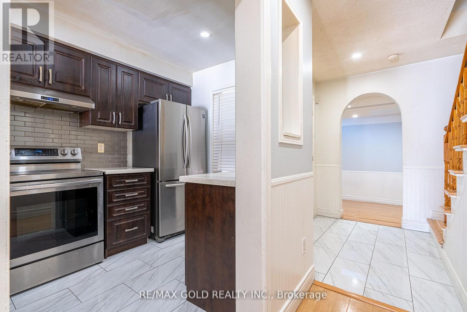 25 Clover Bloom Road, Brampton, Ontario  L6R 1R8 - Photo 4 - W12878260