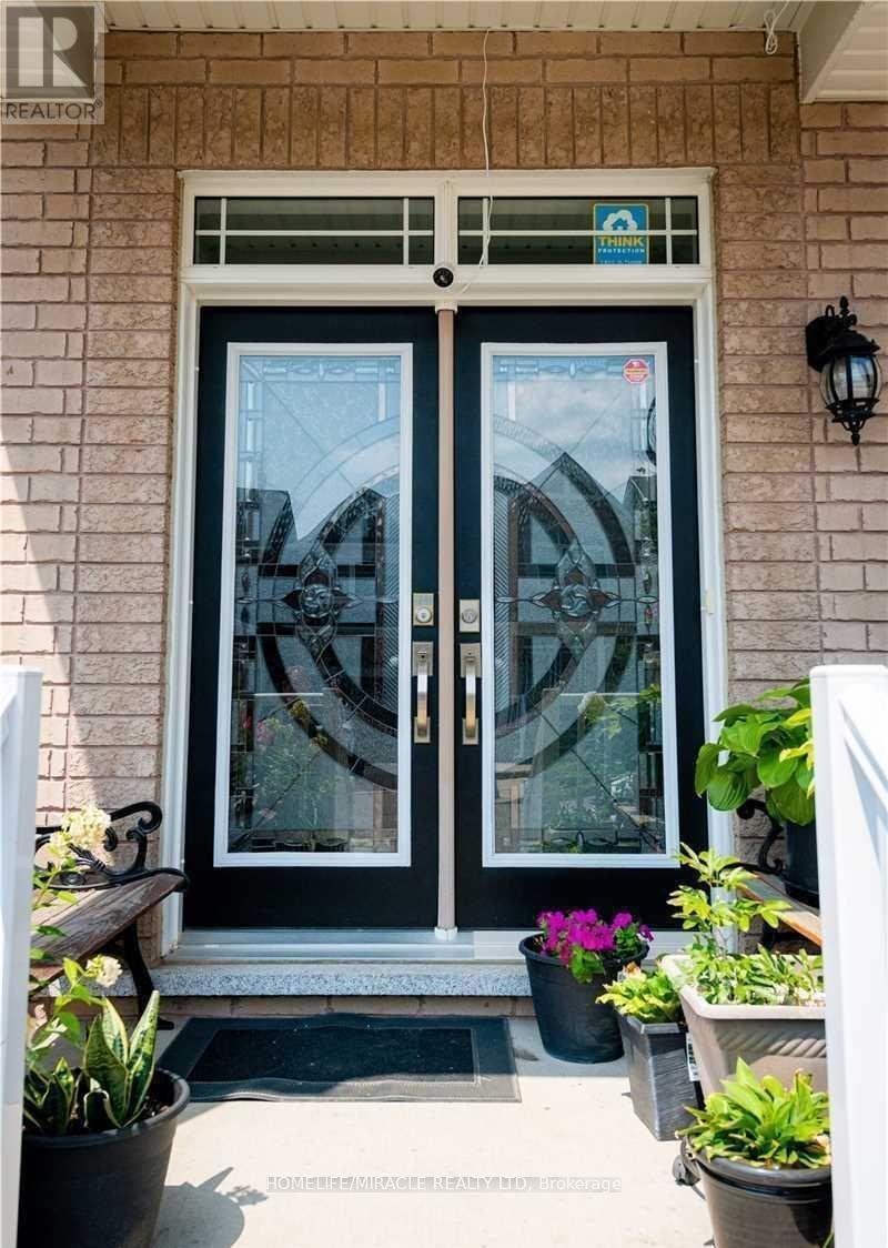 26 Swanton Road, Brampton, Ontario  L6X 0Y6 - Photo 3 - W12878266