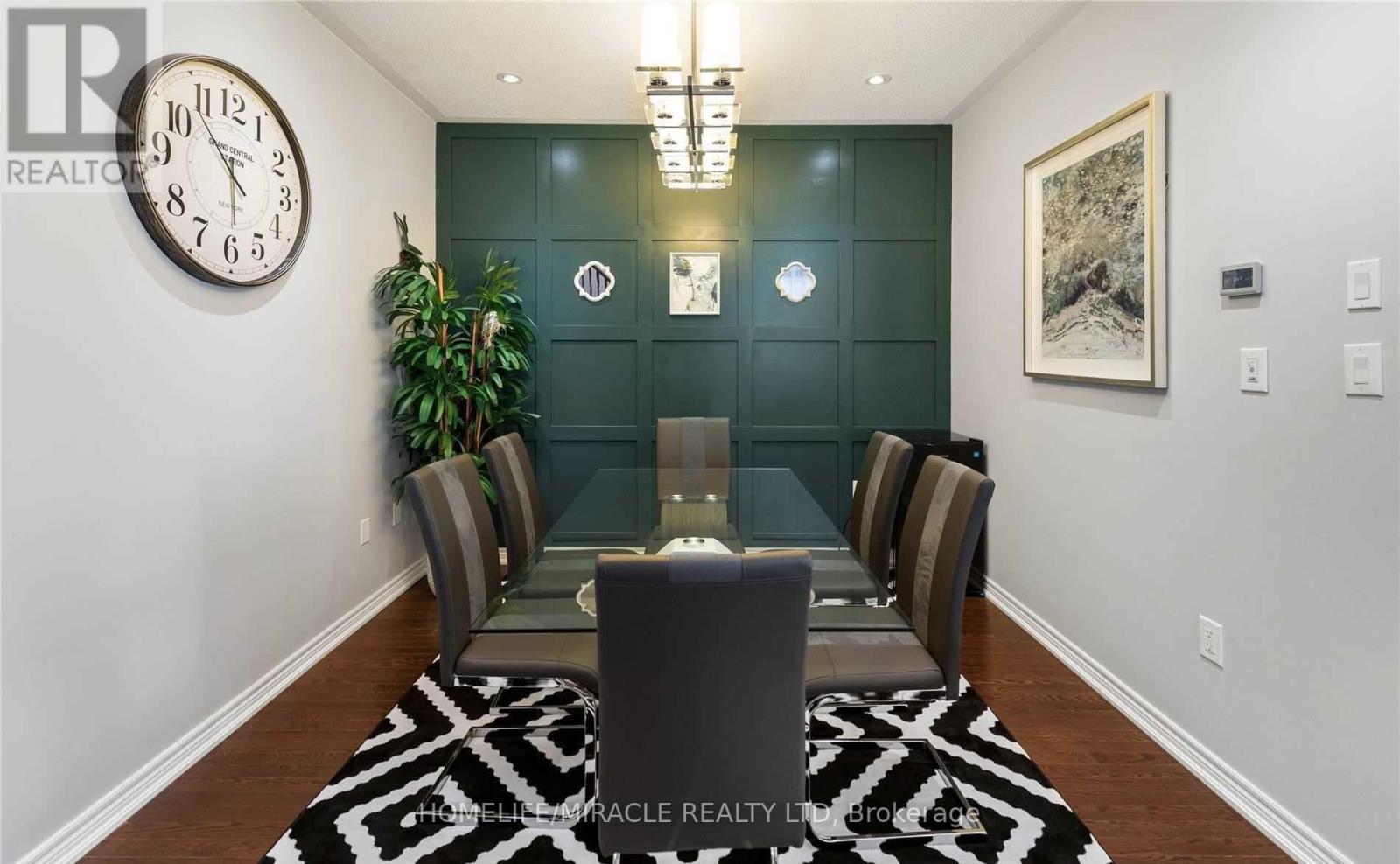 26 Swanton Road, Brampton, Ontario  L6X 0Y6 - Photo 7 - W12878266