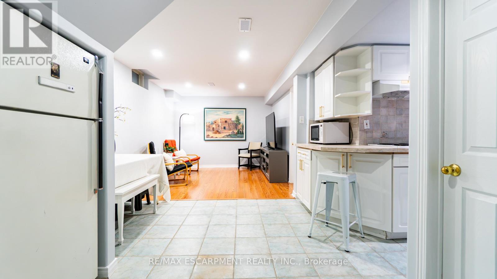 2062 Westmount Drive, Oakville, Ontario  L6M 3P2 - Photo 41 - W12878292