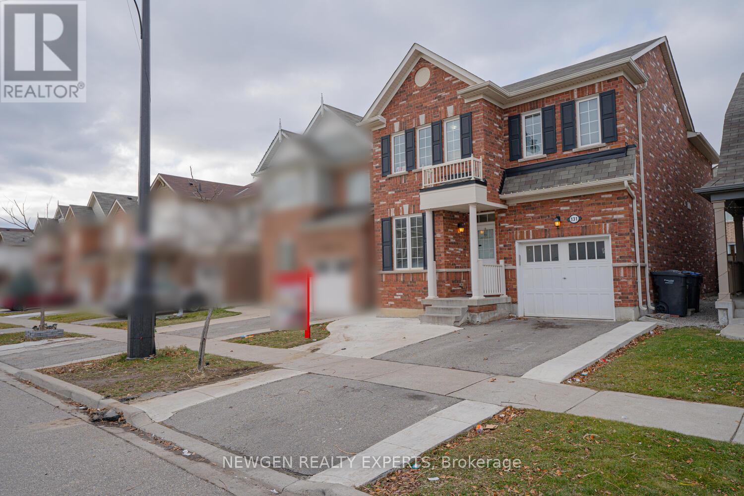 Upper - 131 Vanhorne Close, Brampton, Ontario  L7A 4E9 - Photo 2 - W12878296