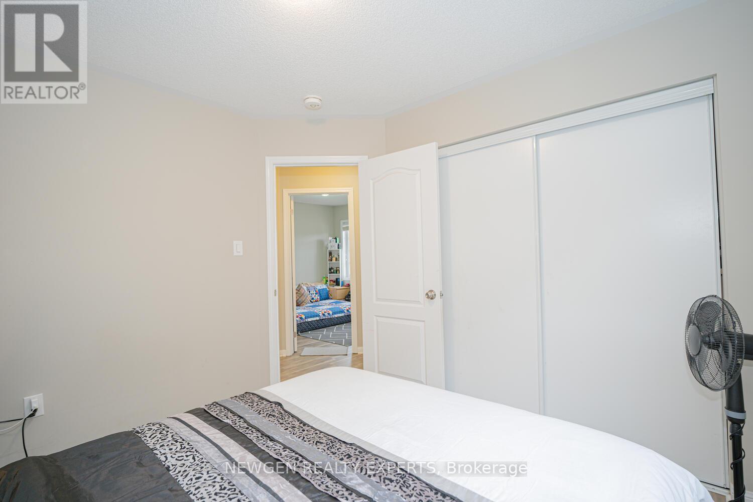 Upper - 131 Vanhorne Close, Brampton, Ontario  L7A 4E9 - Photo 26 - W12878296