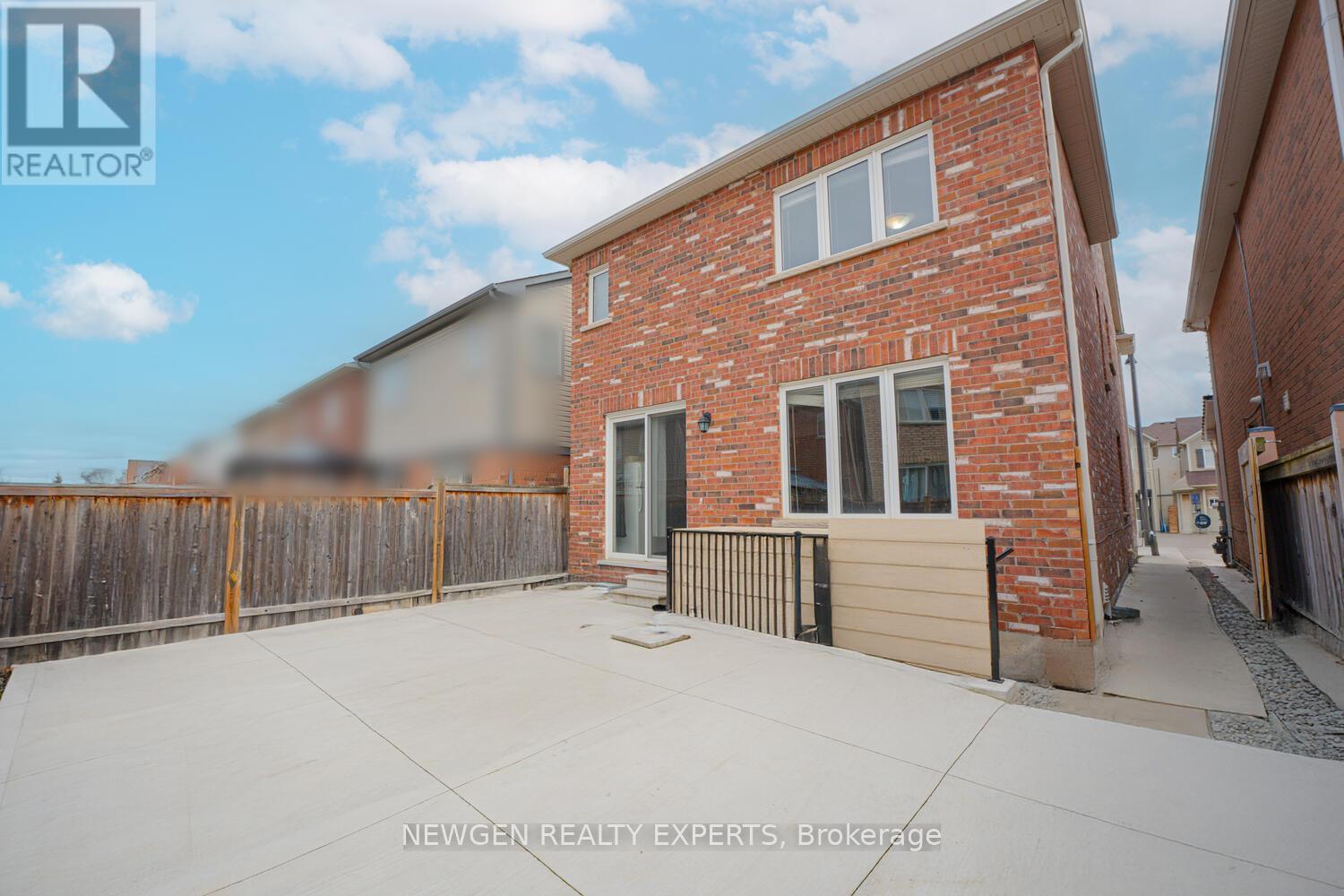 Upper - 131 Vanhorne Close, Brampton, Ontario  L7A 4E9 - Photo 33 - W12878296