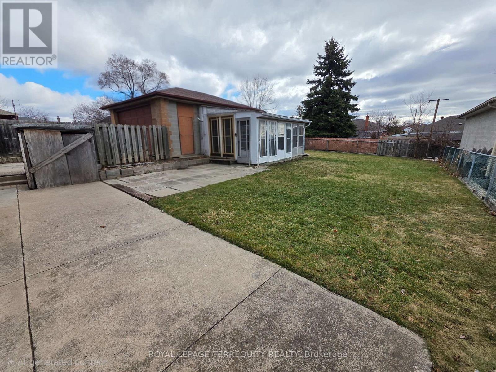 15 Westcliffe Road, Toronto, Ontario  M3M 1K6 - Photo 15 - W12878318