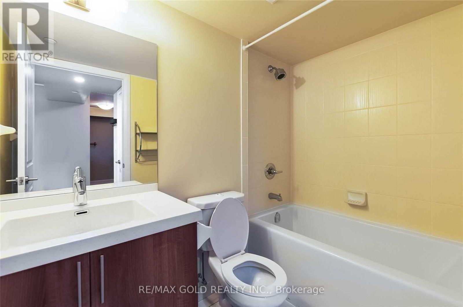 2125 - 2 Eva Road, Toronto, Ontario  M9C 5H7 - Photo 11 - W12878340