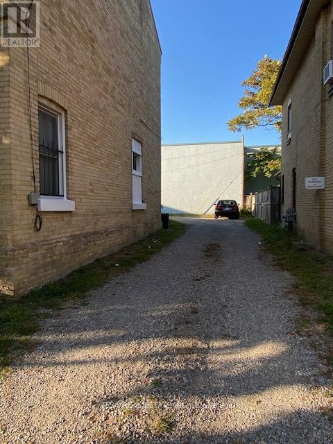 2 - 156 Darling Street, Brantford, Ontario  N3S 3W6 - Photo 13 - X12878256