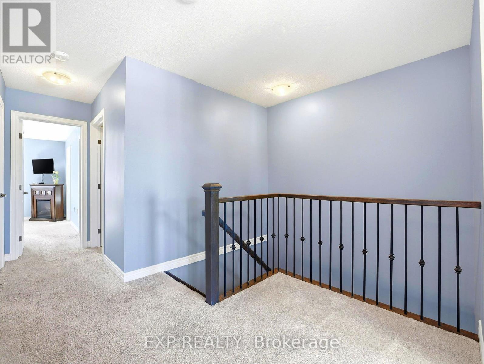 63 Festival Way, Hamilton, Ontario  L0R 1C0 - Photo 18 - X12878278