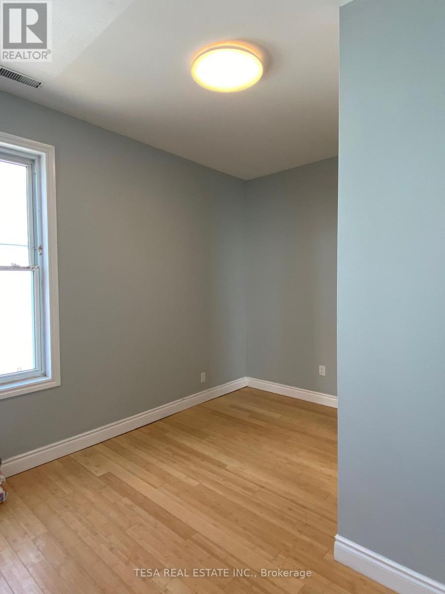 2 - 158 Darling Street, Brantford, Ontario  N3S 3W6 - Photo 10 - X12878294