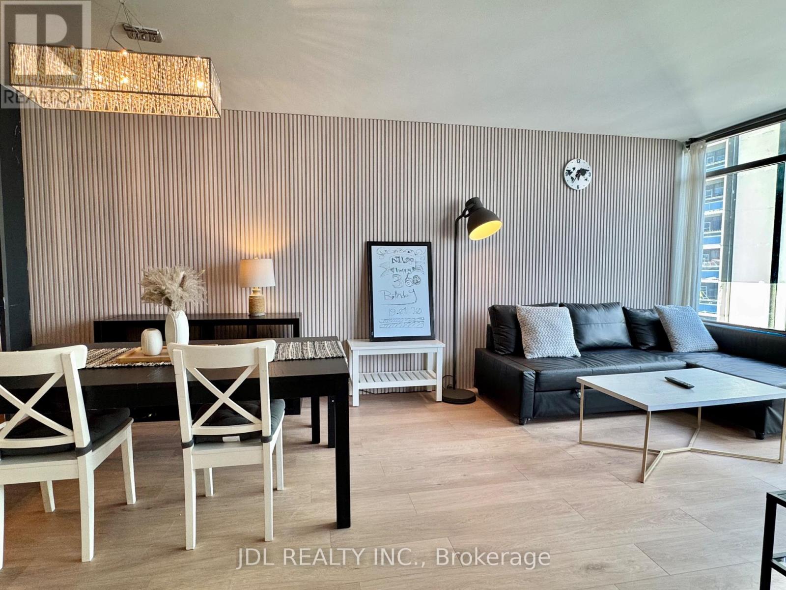 1607 - 22 Wellesley Street E, Toronto, Ontario  M4Y 1G3 - Photo 11 - C12788988