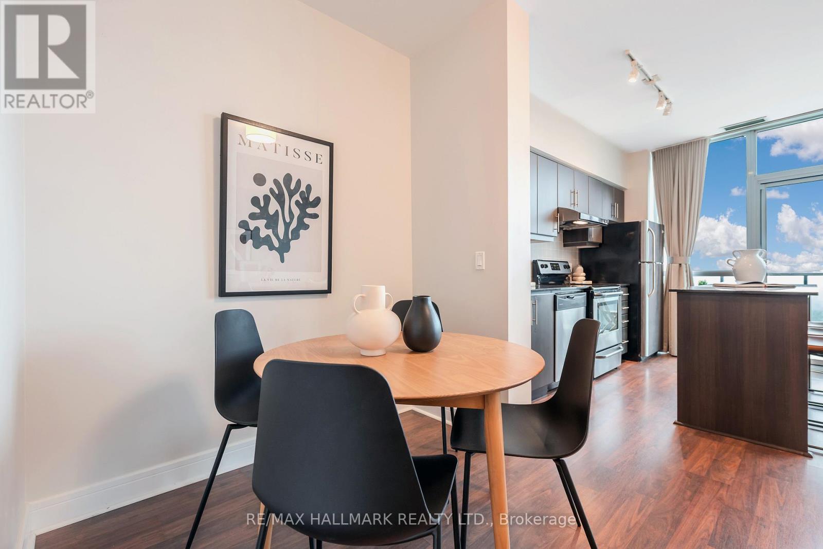 Ph2 - 35 Brian Peck Crescent, Toronto, Ontario  M4G 0A5 - Photo 16 - C12876942