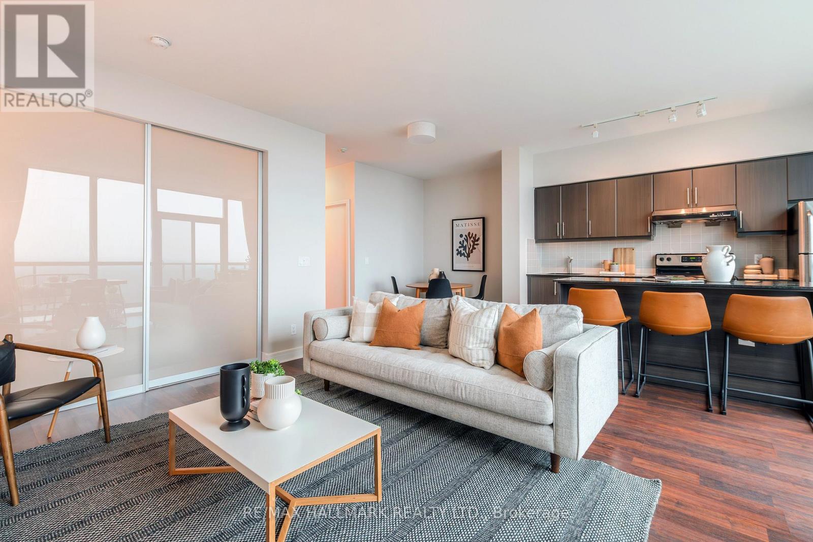 Ph2 - 35 Brian Peck Crescent, Toronto, Ontario  M4G 0A5 - Photo 10 - C12876942