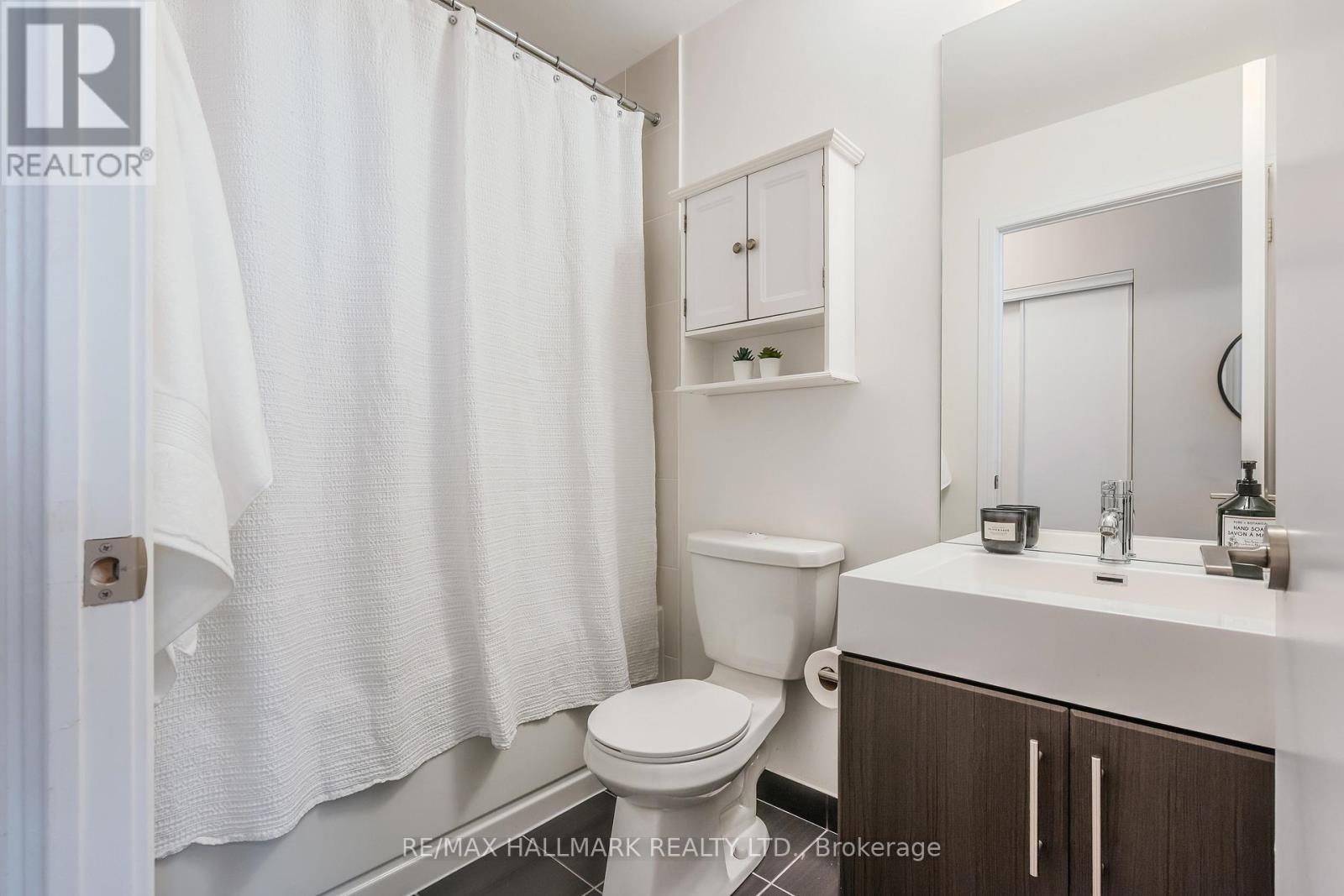 Ph2 - 35 Brian Peck Crescent, Toronto, Ontario  M4G 0A5 - Photo 19 - C12876942