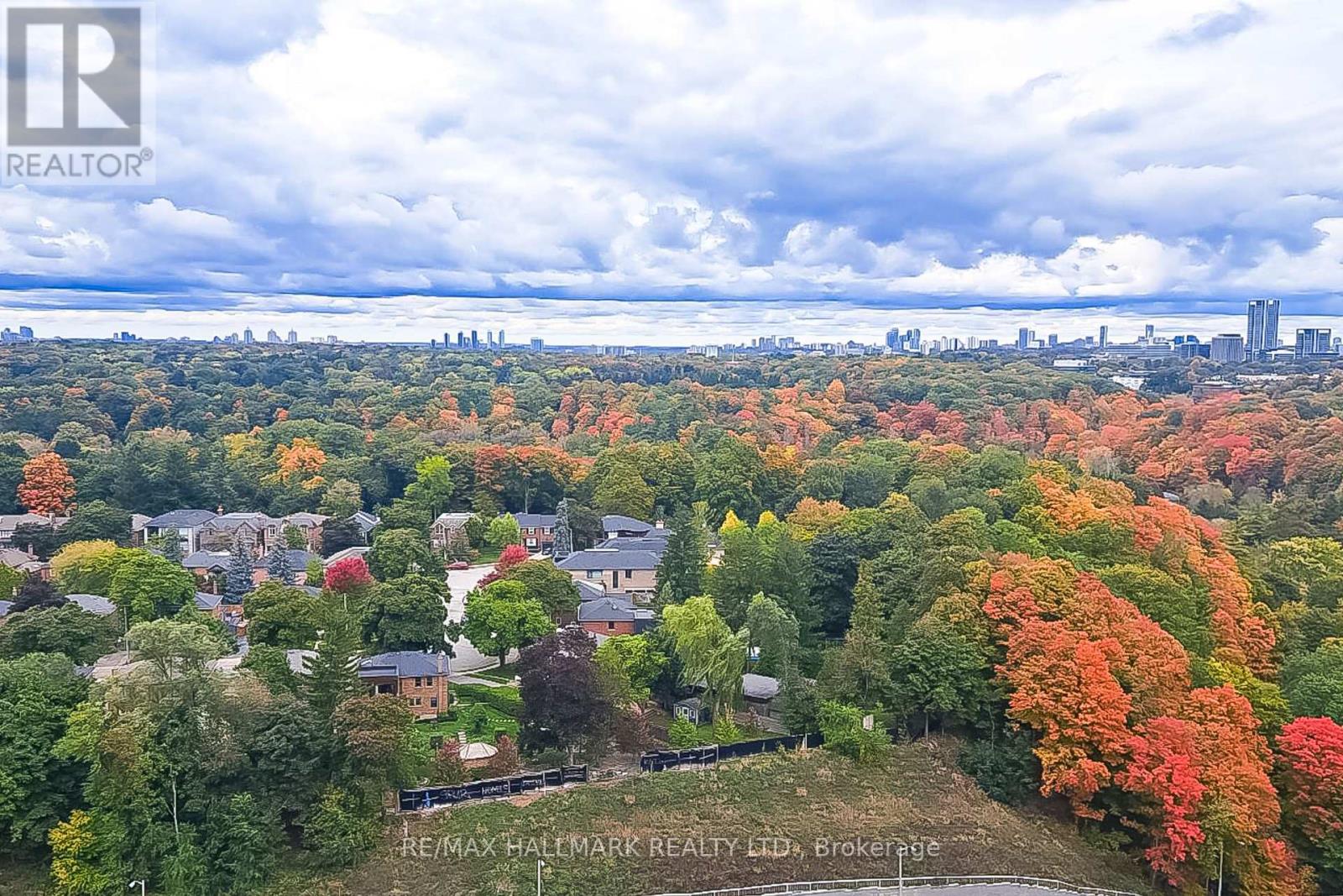 Ph2 - 35 Brian Peck Crescent, Toronto, Ontario  M4G 0A5 - Photo 24 - C12876942