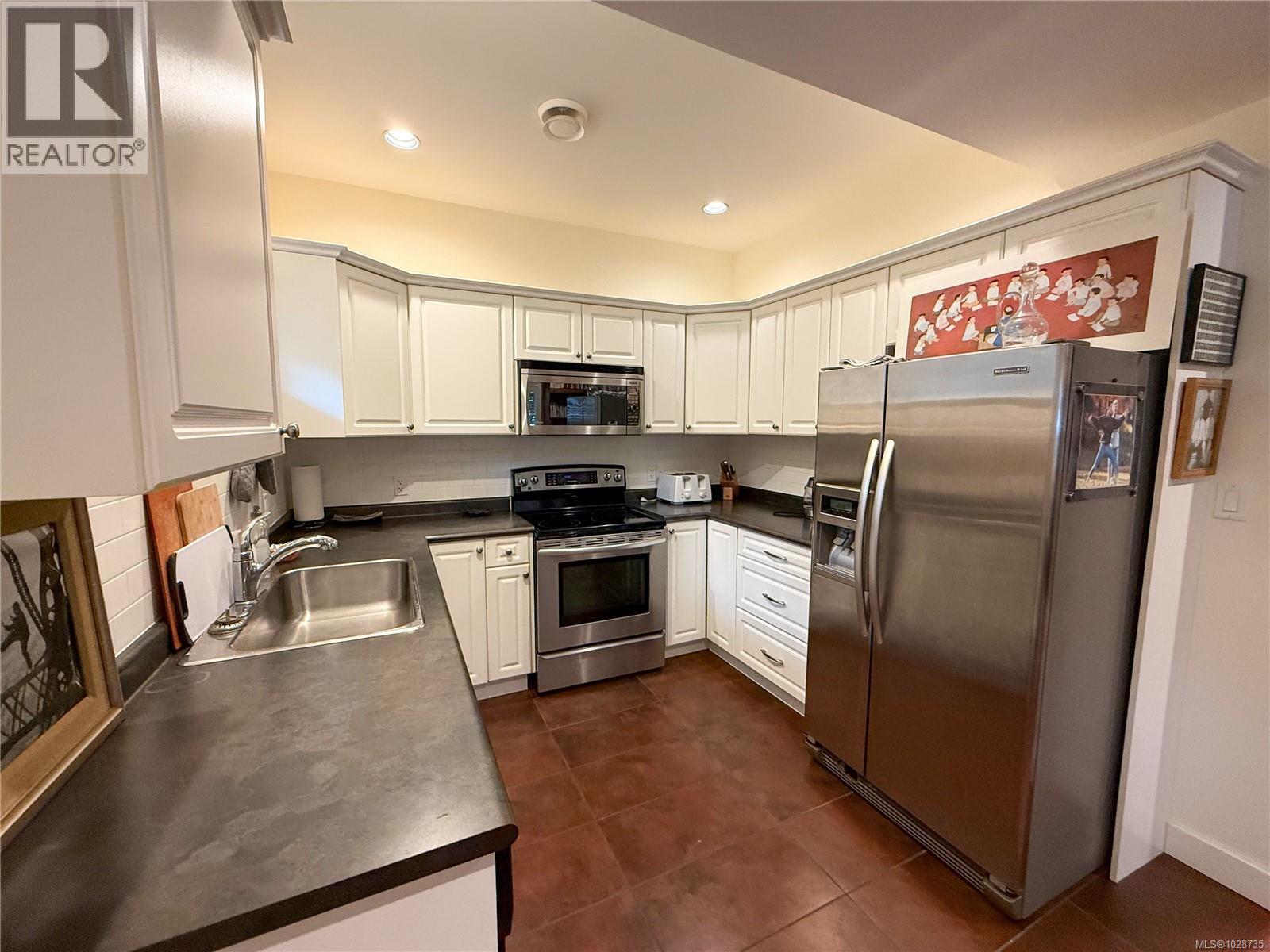 462 Point Ideal Dr, Lake Cowichan, British Columbia  V0R 2G0 - Photo 22 - 1028735