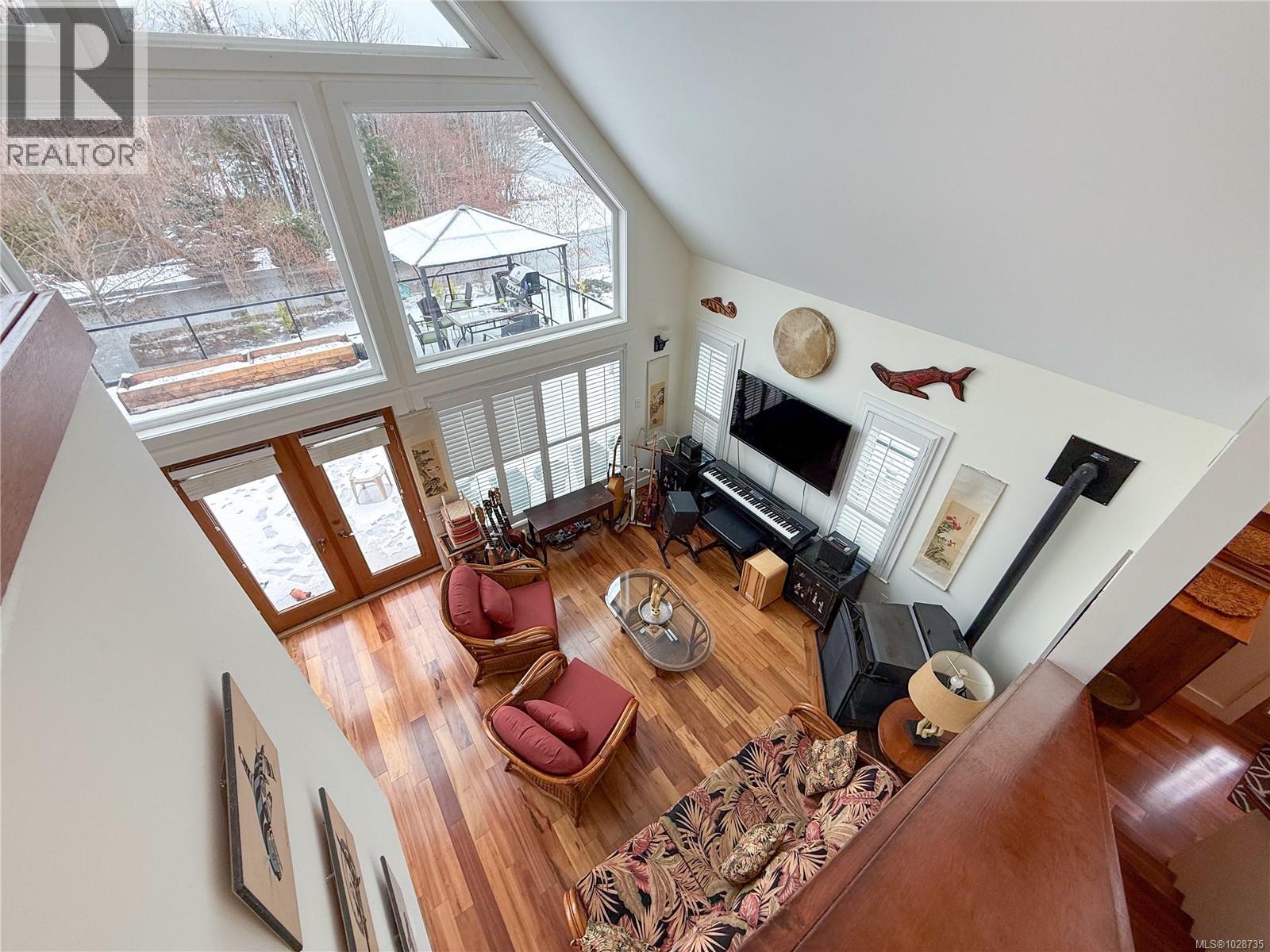 462 Point Ideal Dr, Lake Cowichan, British Columbia  V0R 2G0 - Photo 3 - 1028735