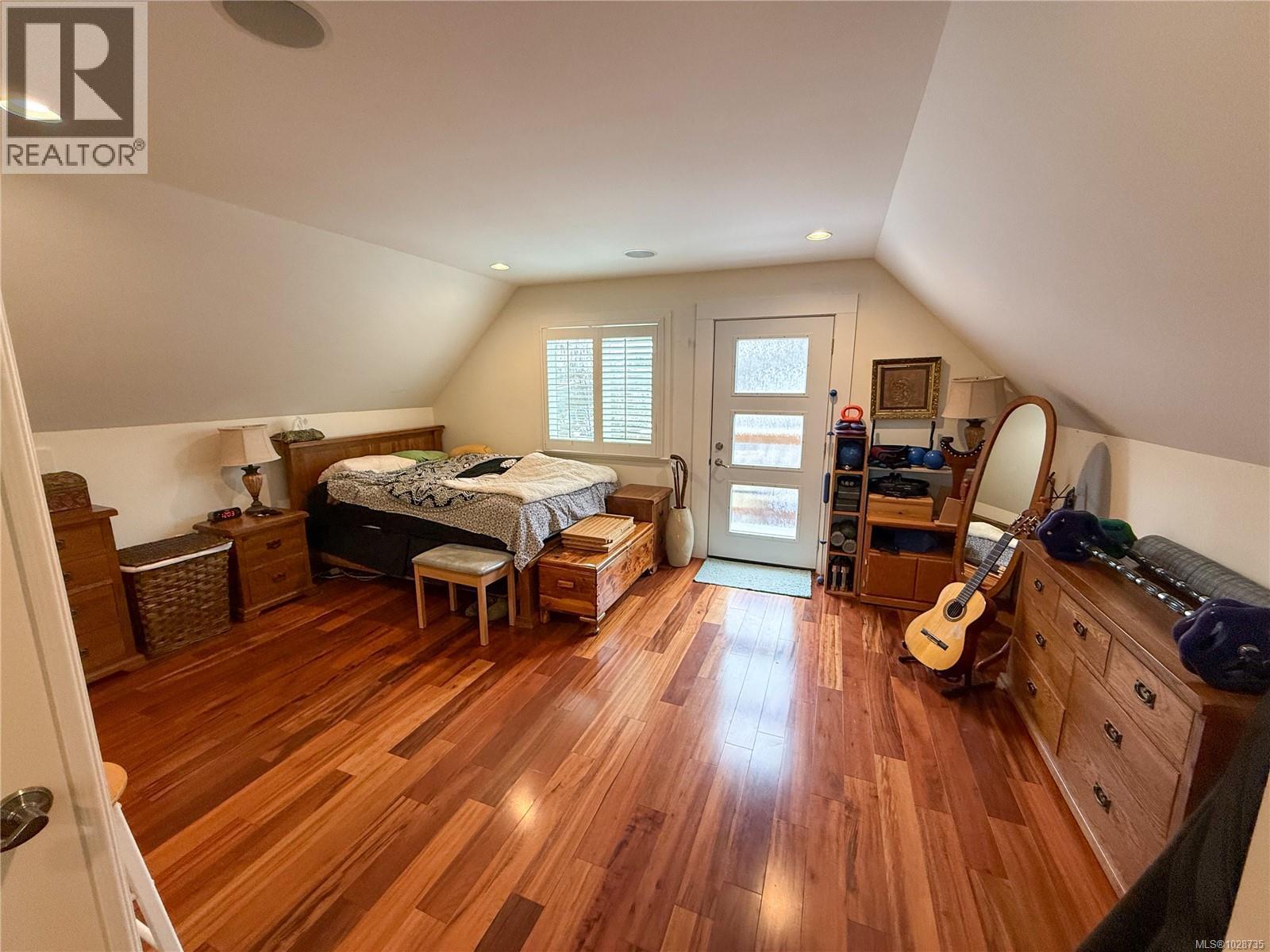 462 Point Ideal Dr, Lake Cowichan, British Columbia  V0R 2G0 - Photo 4 - 1028735