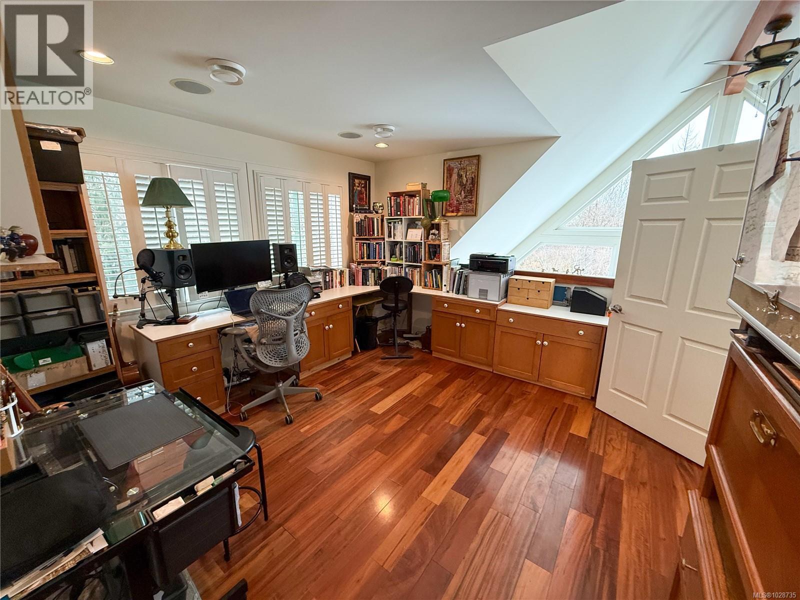 462 Point Ideal Dr, Lake Cowichan, British Columbia  V0R 2G0 - Photo 9 - 1028735