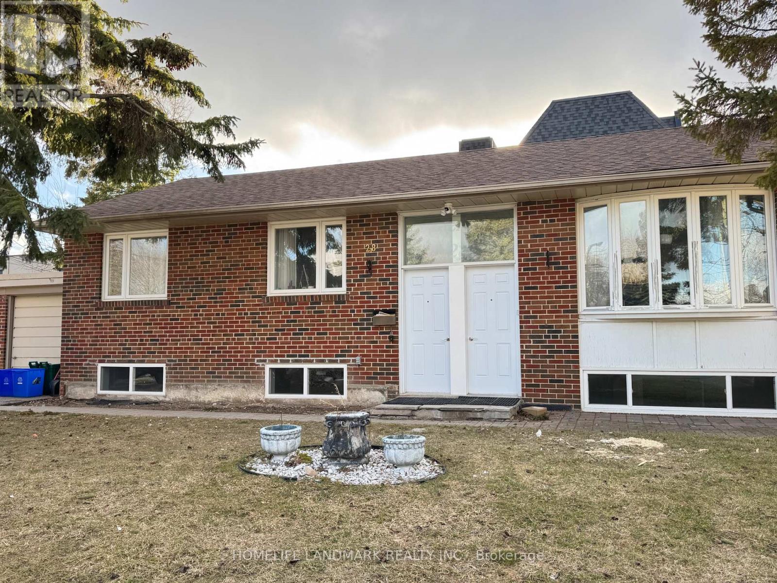 LOWER - 28 BENFER ROAD, Richmond Hill, Ontario