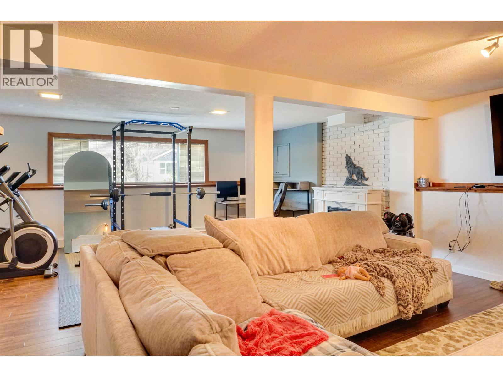 60 Angle Street, Kitimat, British Columbia  V8C 2N3 - Photo 17 - R3099227