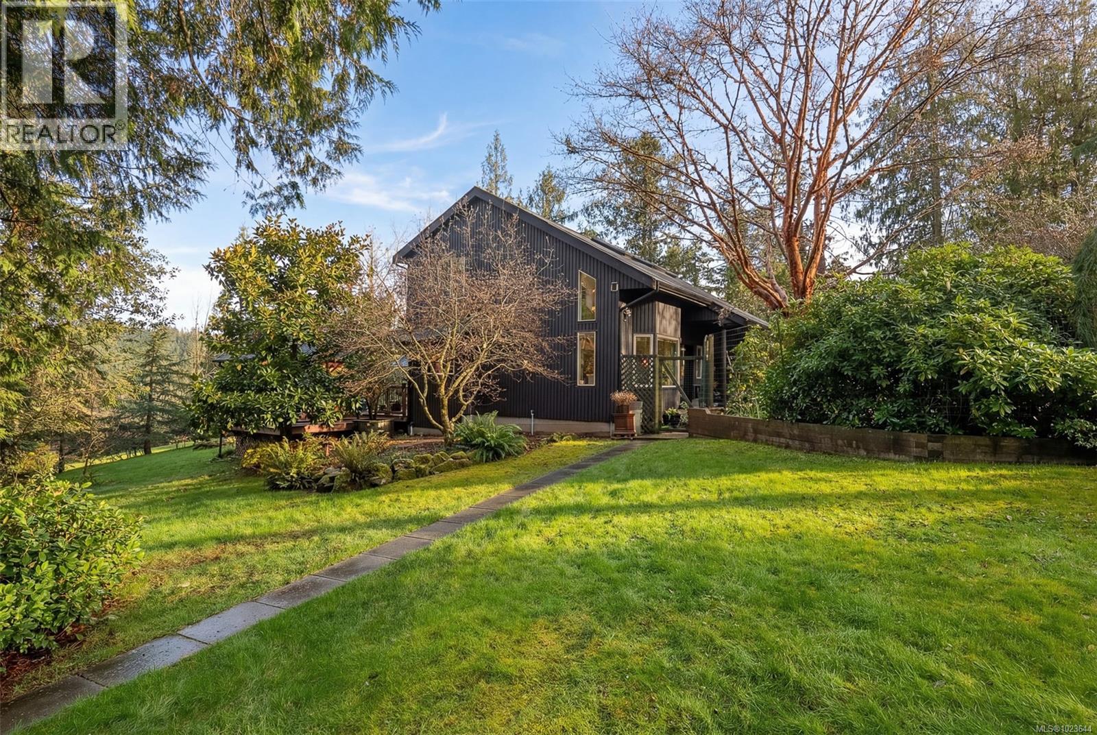 11007 Cedar Lane, North Saanich, British Columbia  V8L 5R1 - Photo 4 - 1023644