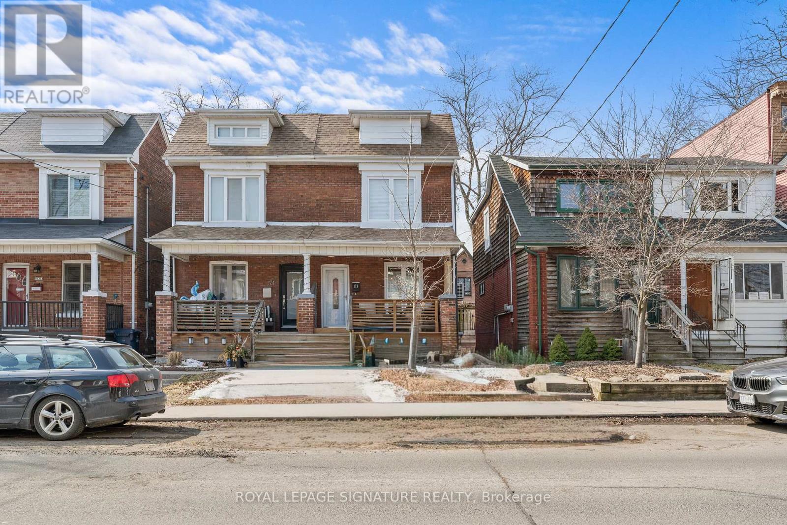 176 HASTINGS AVENUE, Toronto, Ontario