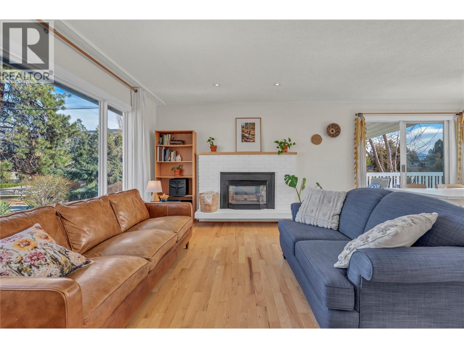 113 Hemlock Avenue, Kaleden, British Columbia  V0H 1K0 - Photo 4 - 10379230