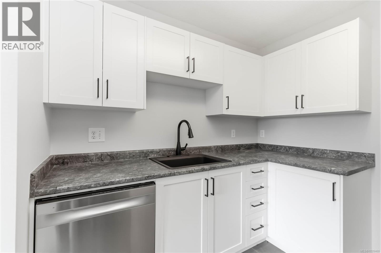 401 190 Gorge Rd W, Saanich, British Columbia  V9A 1M4 - Photo 25 - 1028460