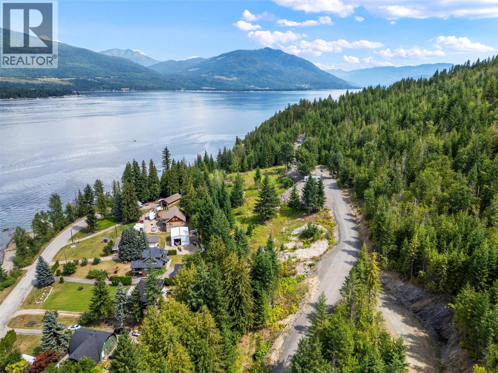 3560 Eagle Bay Road, Eagle Bay, British Columbia  V0E 1H1 - Photo 19 - 10379279