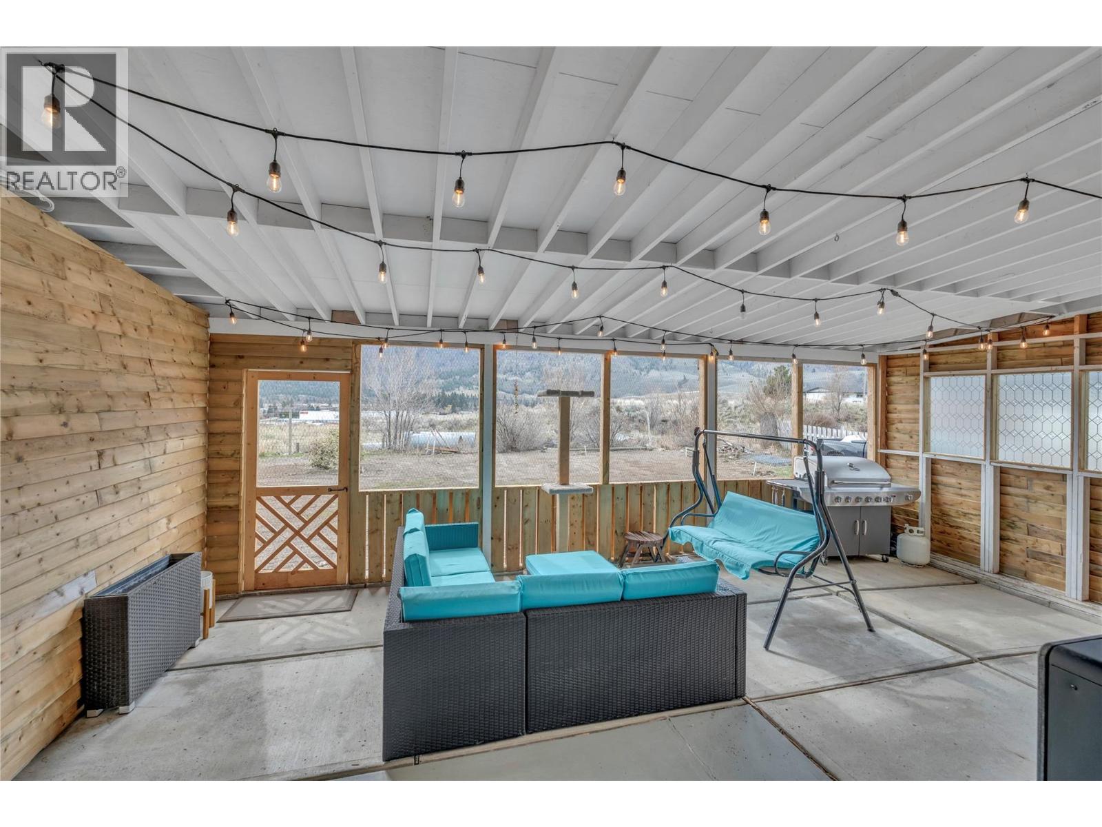 531 3rd Avenue, Keremeos, British Columbia  V0X 1N2 - Photo 11 - 10378878