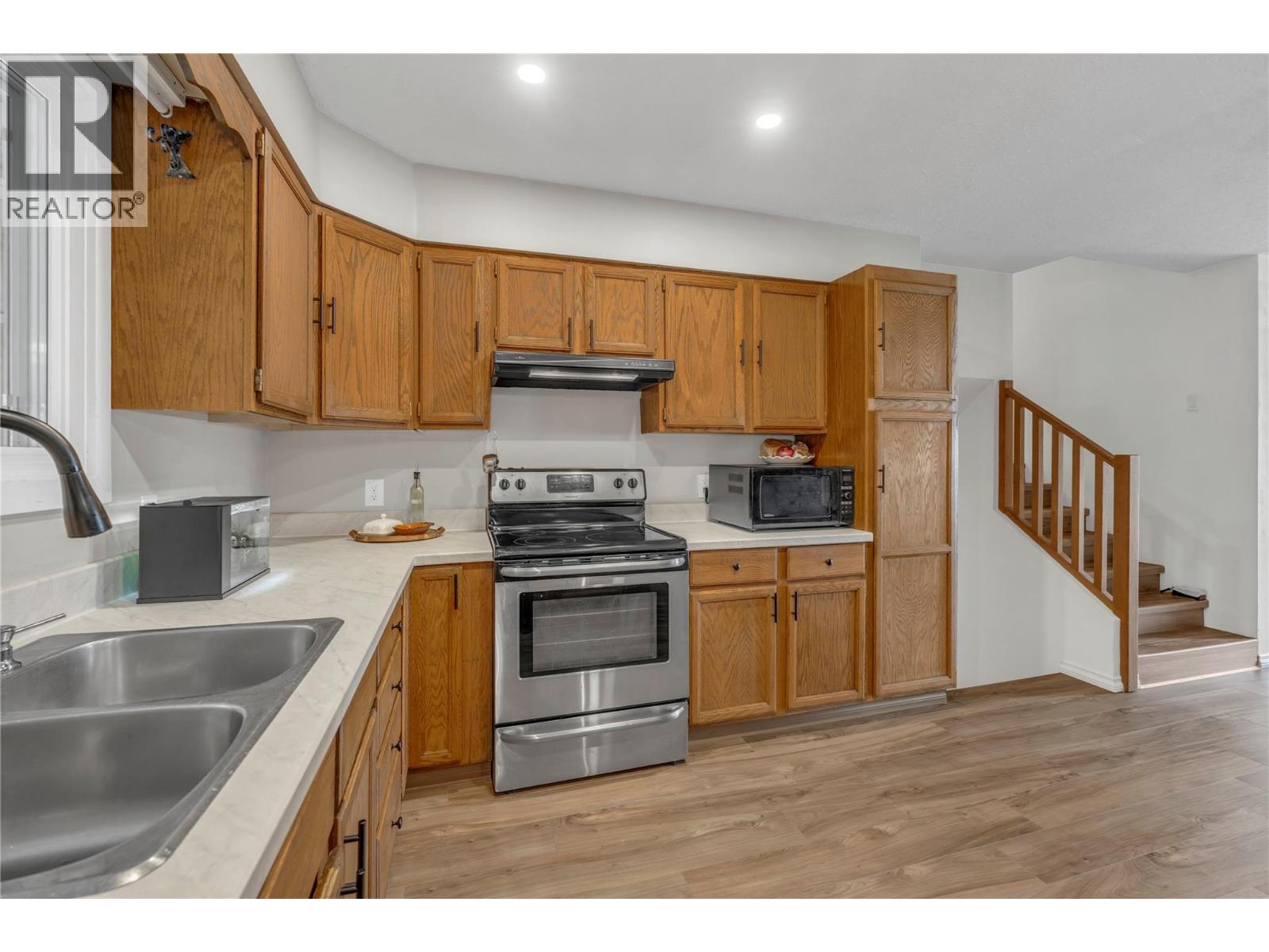 531 3rd Avenue, Keremeos, British Columbia  V0X 1N2 - Photo 7 - 10378878