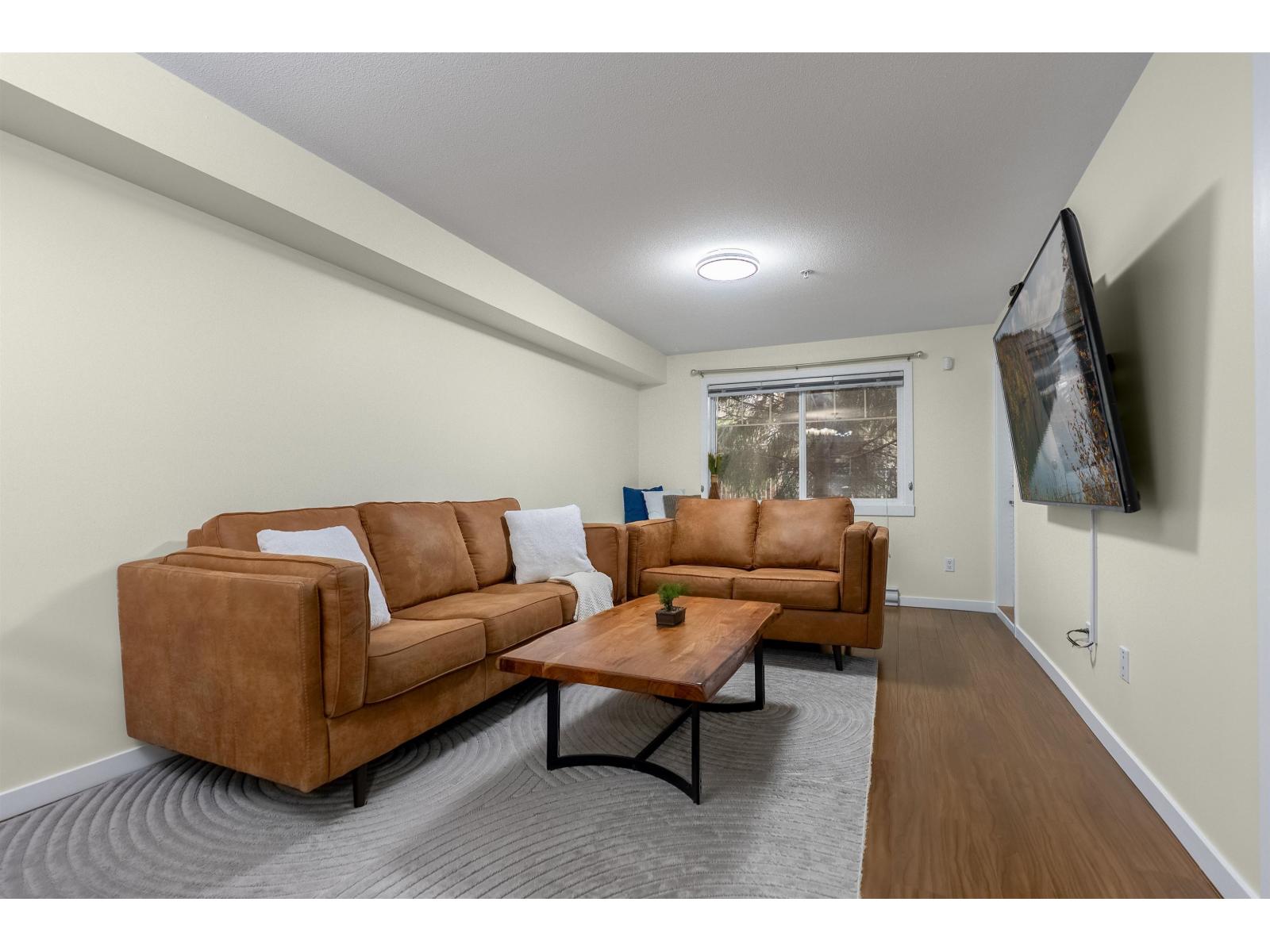 101 33960 Old Yale Road, Abbotsford, British Columbia  V2S 2J9 - Photo 2 - R3099130