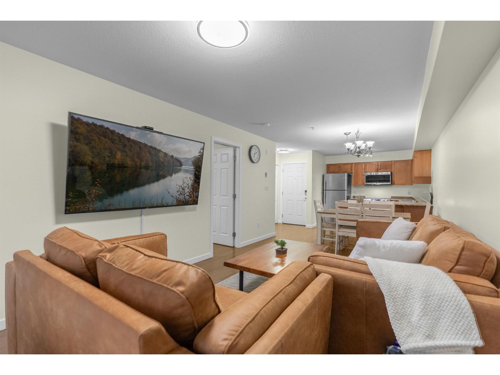 101 33960 Old Yale Road, Abbotsford, British Columbia  V2S 2J9 - Photo 8 - R3099130