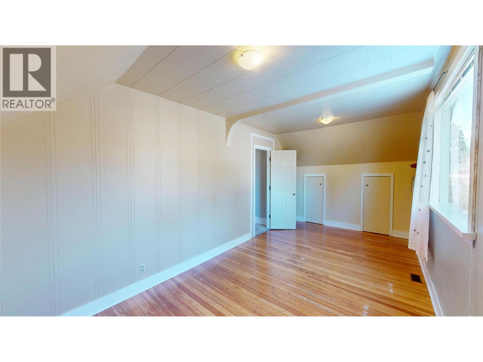 216 14th Avenue S, Cranbrook, British Columbia  V1C 2X2 - Photo 25 - 10378903