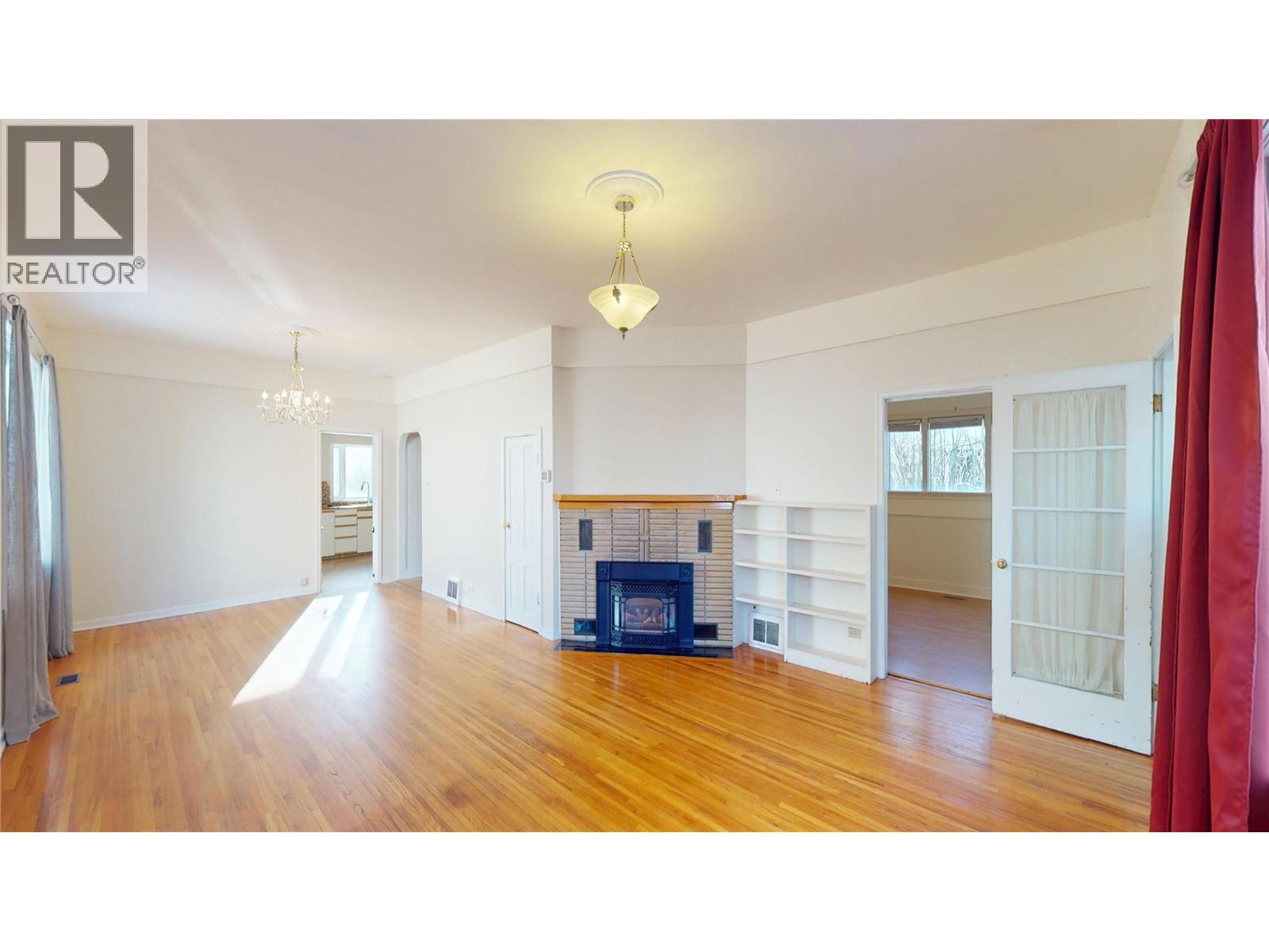 216 14th Avenue S, Cranbrook, British Columbia  V1C 2X2 - Photo 6 - 10378903