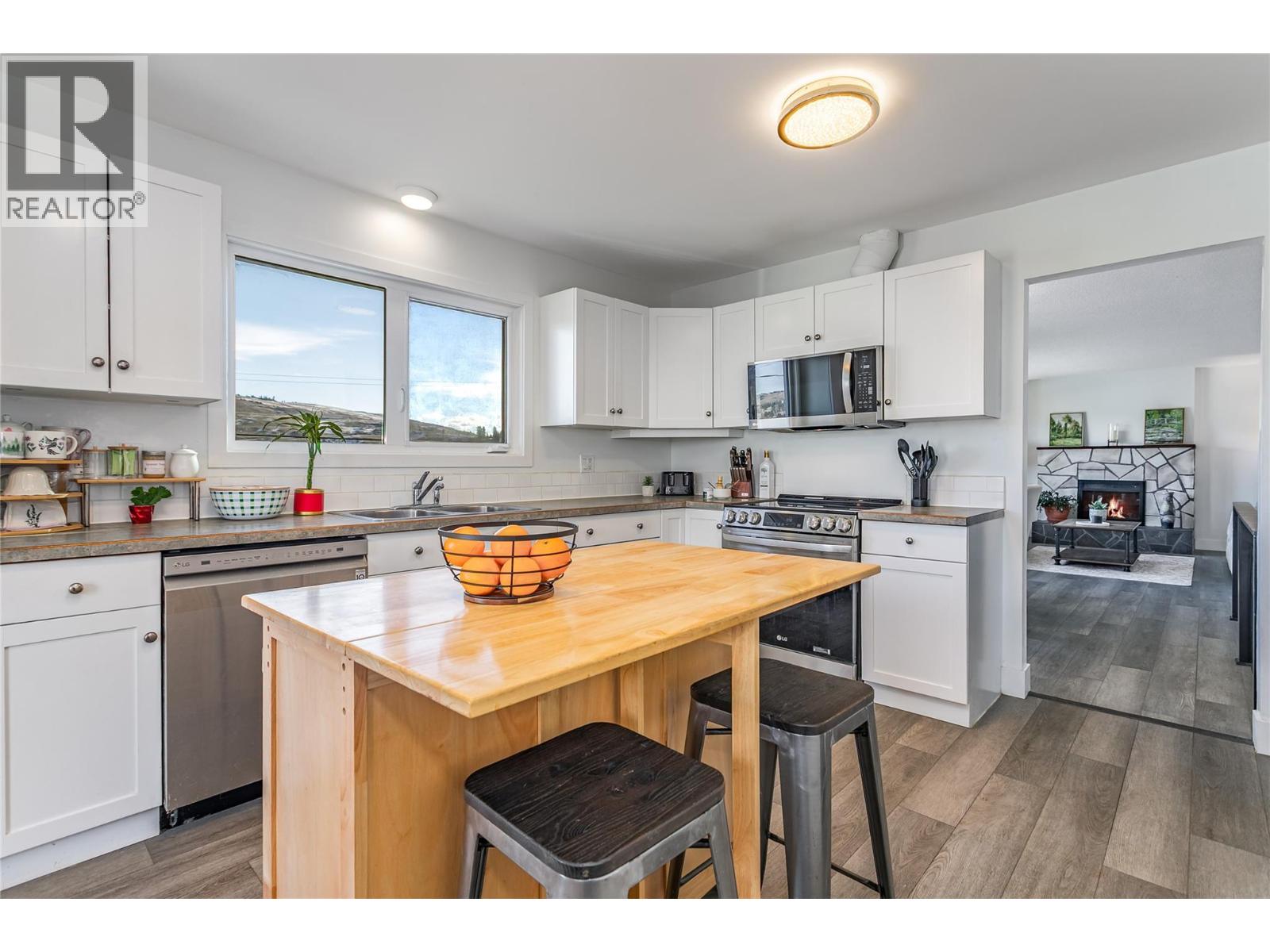 2160 Lynrick Road, Kelowna, British Columbia  V1P 1G4 - Photo 11 - 10378948