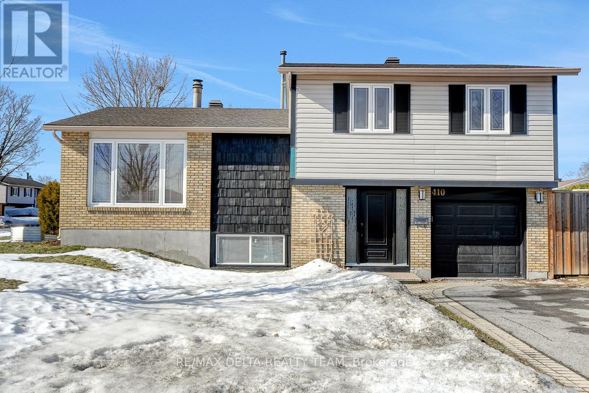 410 PHOENIX CRESCENT, Ottawa, Ontario