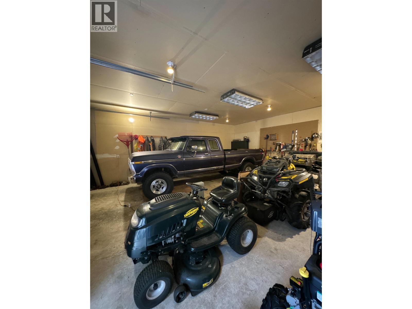 1911 N Blackburn Road, Prince George, British Columbia  V2N 6B9 - Photo 8 - R3099410